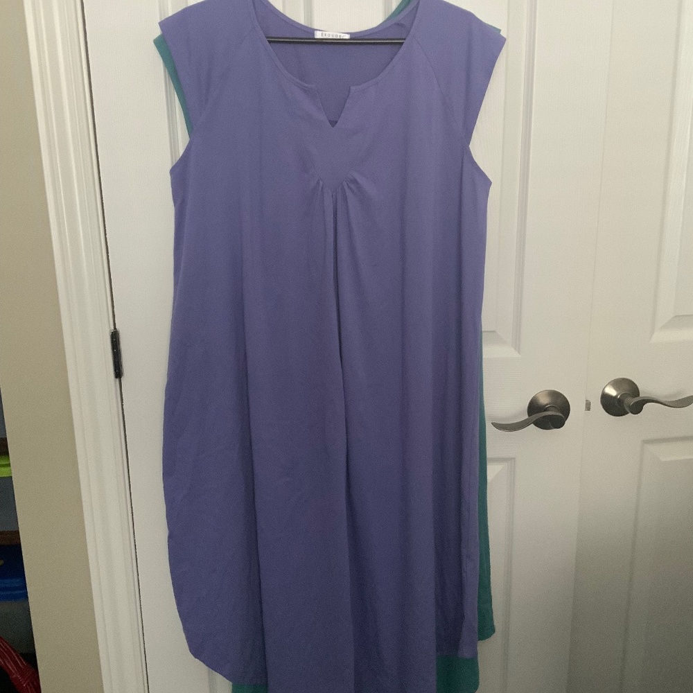 NWOT Two Ladies Long Sleeveless Nightgowns Sz L